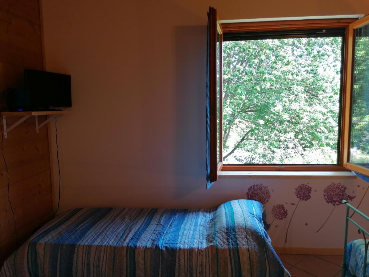 Agriturismo Bio Apipoli Lucino Dış mekan fotoğraf